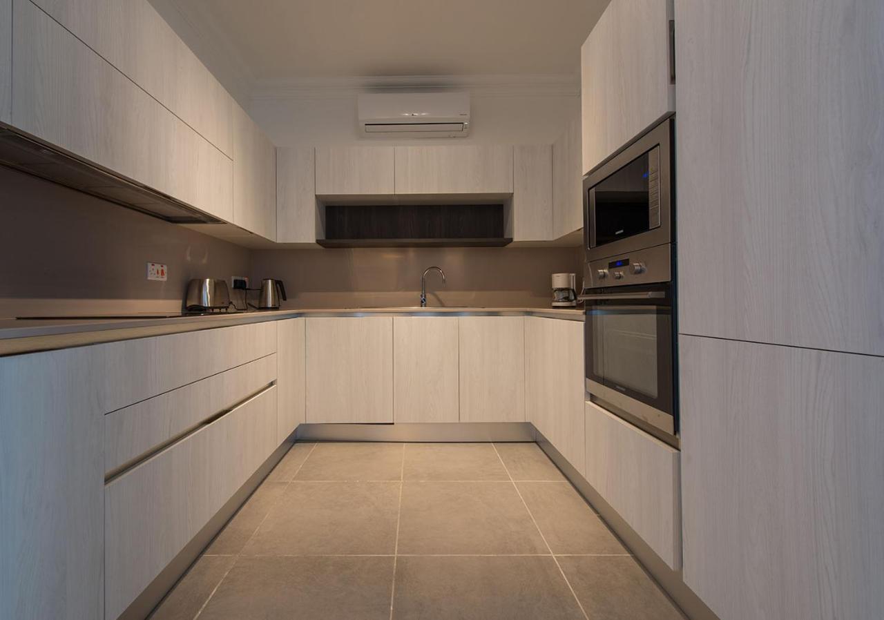 Seafront Luxury Apartment With Pool Sliema Exterior foto